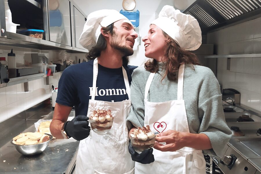Rome cooking: Gelato & Tiramisu with savoiardi Baking class - Who should book this class (and who should skip it)