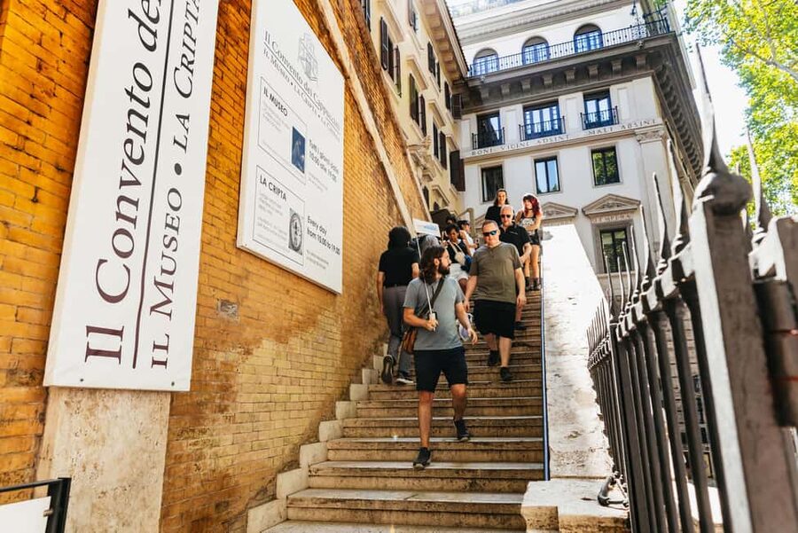 Rome: Crypts and Catacombs Underground Tour with Transfers - Roman Catacombs: Early Christian Burial Tunnels You Walk Through