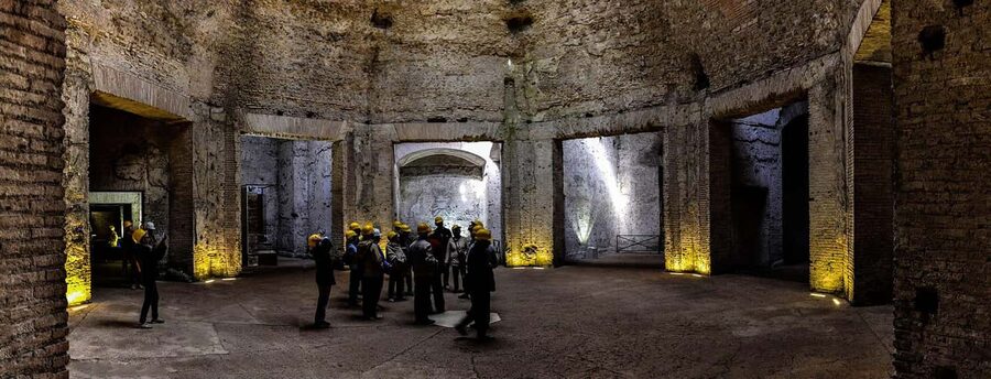 Rome: Domus Aurea Guided Tour and Virtual Reality Experience - Golden Vault and Octagonal Hall, with scale and decoration explained