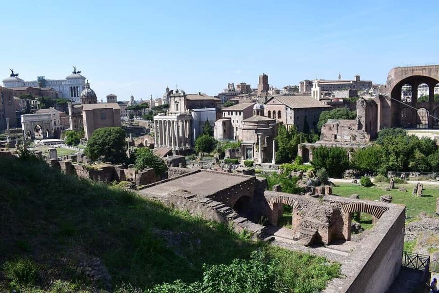 Rome: Domus Aurea Guided Tour and Virtual Reality Experience - Who should book this Domus Aurea VR tour, and who should skip it