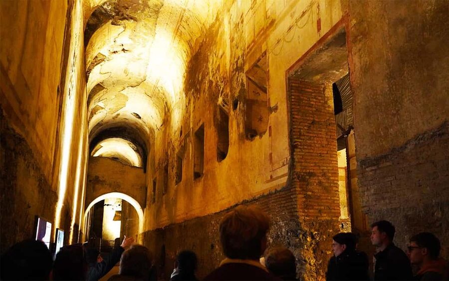 Rome: Domus Aurea Tour with Virtual Reality Experience - VR Golden Palace at peak: what the seated 3D experience adds