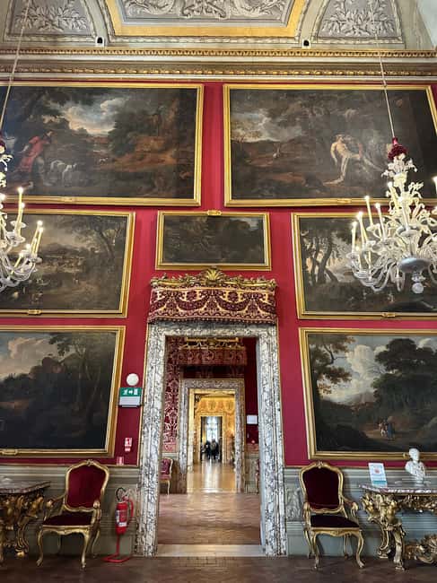 Rome: Doria Pamphilj Gallery Guided Tours - The guide is part of the value