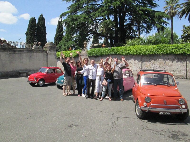 Rome Driving Tour By Vintage Fiat 500 - Aventine Hill Keyhole and Piazza dei Cavalieri di Malta