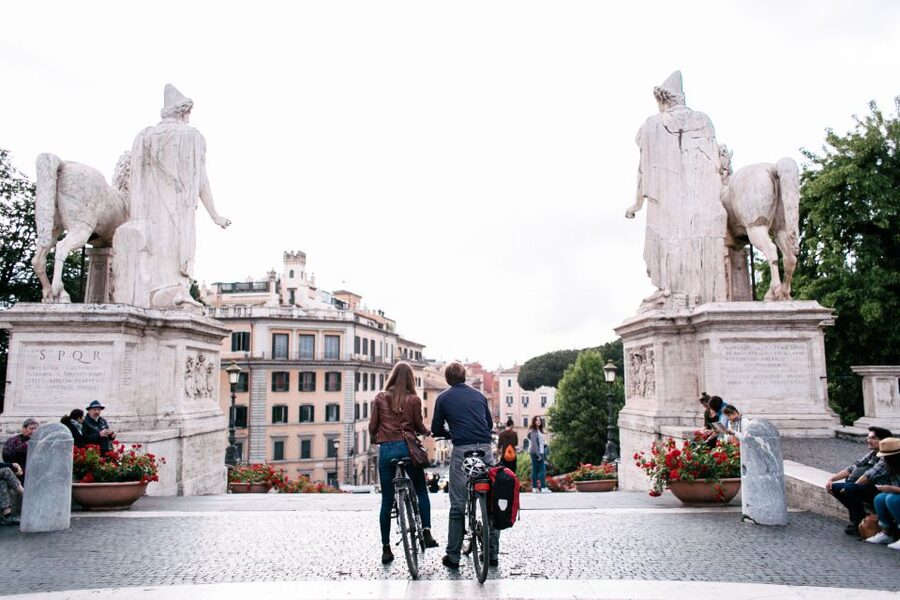 Rome E-Bike Tour – Small Group, Safe Route & Local Guide - Guide Style, Group Size, and Why People Love This Format