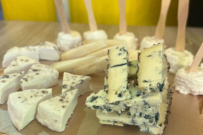 Rome E-Bike Tour: Ultimate Street Food and Market Feast - The easy way to get your bearings on Rome