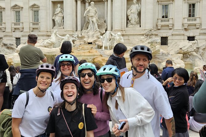 Rome E-Bike Tour with a Local! Top Attractions & Hidden Gems! - Colosseum angles and Circus Maximus views in one smooth push