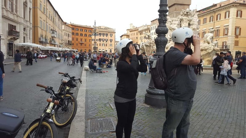 Rome: Early Morning eBike Tour - Arch of Constantine and Piazza Venezia: quick stops, good takeaways