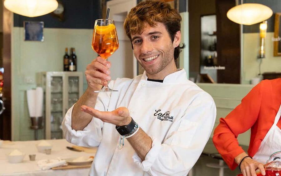 Rome: Enjoy Spritz and Pasta Making in Piazza Navona - Should you book this Spritz and pasta class near Piazza Navona?