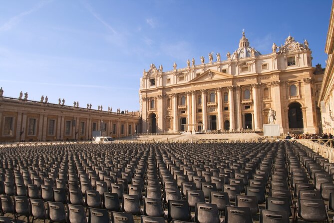 Rome: Escorted Papal Audience Experience with Entry Ticket - The guided stroll toward St. Peter’s Basilica (and why it’s worth it)