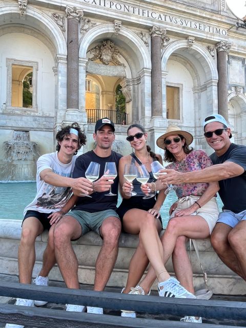 Rome: Evening Fiat 500 and Vespa Prosecco Tour - Choosing your ride: Fiat 500 seats versus Vespa with a sidecar