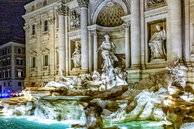 Rome Evening Panoramic Walking Tour Including Trevi Fountain and Spanish Steps - Piazza del Popolo at 7:00 pm, and why the start sets the tone