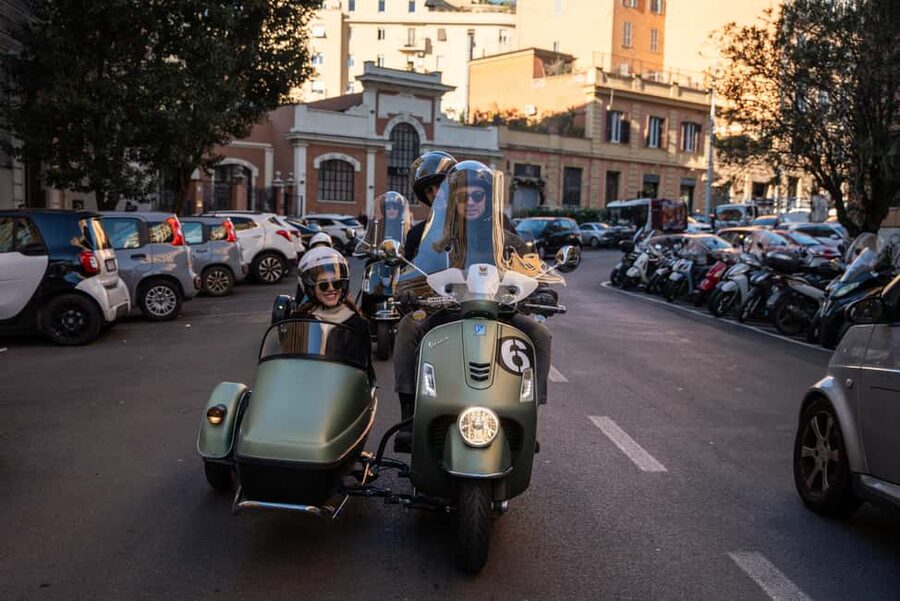 Rome: Evening Vespa Sidecar City Tour - The Colosseum at Sunset: Photos, Pause, and Proper Timing