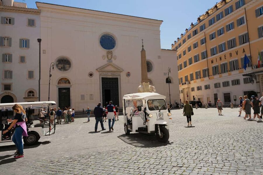 Rome: Exclusive Private Tour by Tuk Tuk - Piazza Venezia and the Wide-Open Rome Feeling