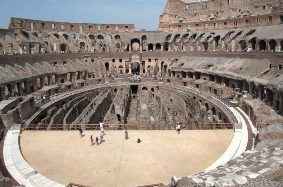 Rome: Explore the Colosseum and Roman Forum, Half-Day Tour - Guide Quality, Headphones, and Listening in a Big Site