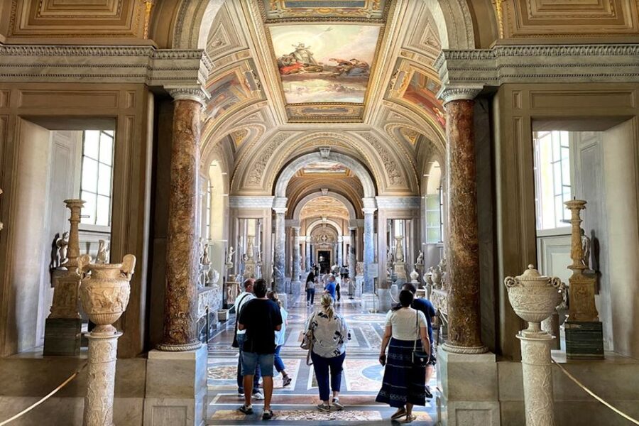 Rome: Express Early Morning Sistine Chapel Small Group Tour - Why early-morning Vatican entry feels like cheating