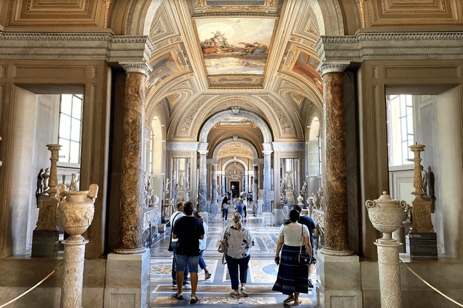Rome: Express Early Morning Sistine Chapel Small Group Tour - Vatican Museums stop: skip the line, then use the time wisely