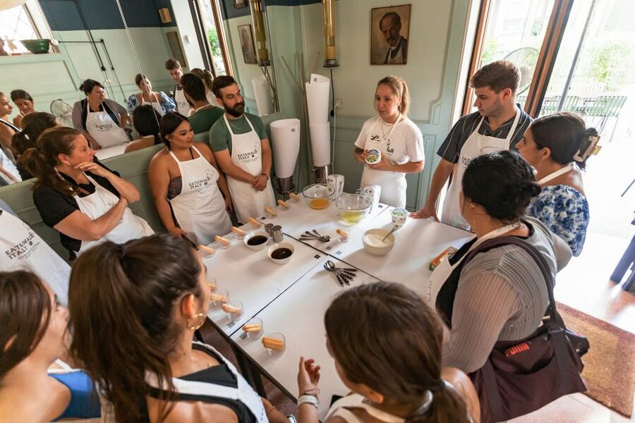 Rome: Fettuccine and Tiramisu Cooking Class with Wine - Who should book this class, and who should skip it