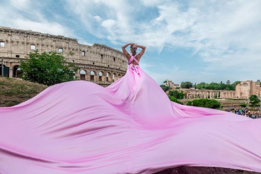 Rome: Flying Dress Professional Photoshoot - Price and value: $351.18 per group up to 2 people