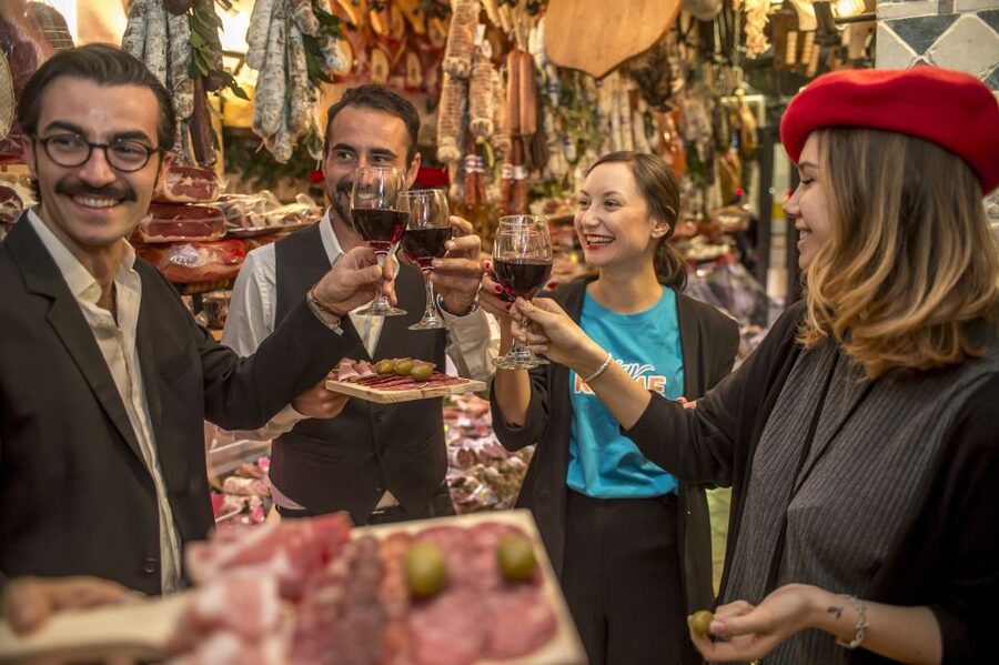 Rome: Food Tour and Wine Tasting in a Traditional Trattoria - Gelateria Gunther: the final scoop after you already feel full