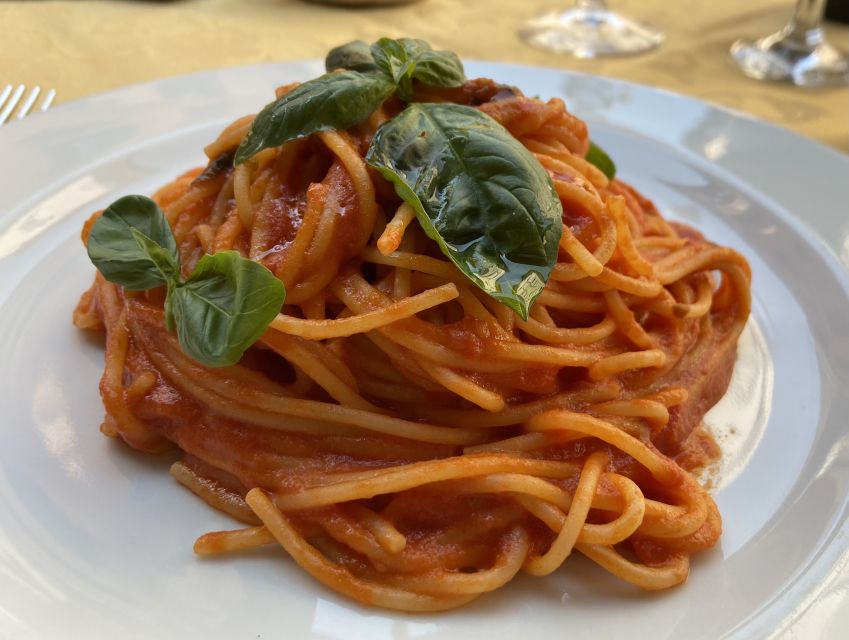 Rome: Food Tour near Vatican City with Wine - Fresh Handmade Pasta at il segreto, Plus DOCG Vermentino