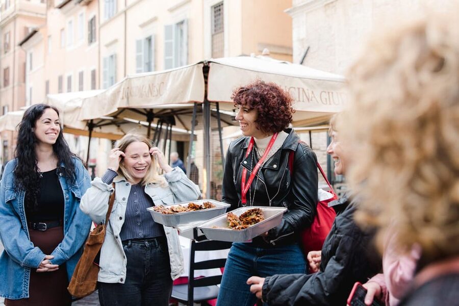 Rome: Food Tour of the Historic Center with Rooftop Spritz - Fried artichokes the traditional way, plus a sweet stop that surprises