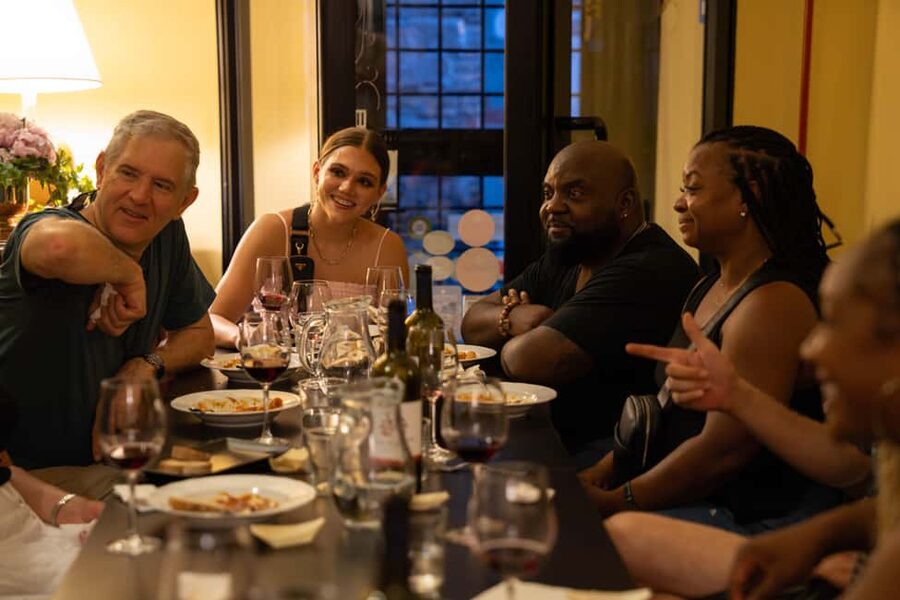 Rome: Food & Wine Tour with a local guide in Trastevere - Should you book this Trastevere food and wine tour?