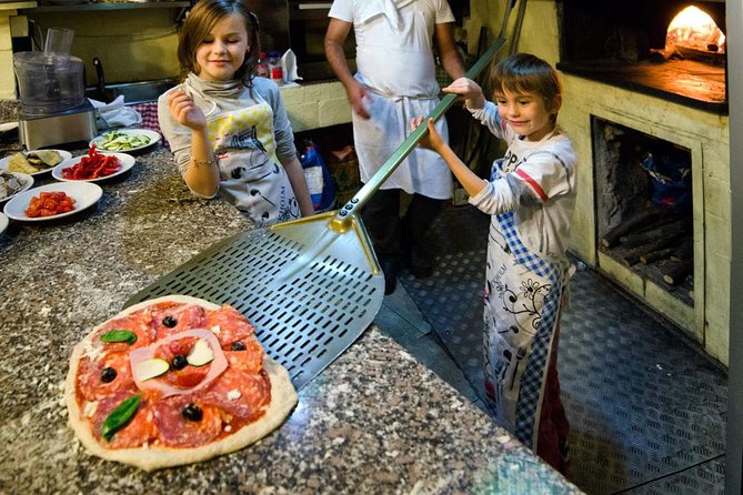 Rome For Kids: Small Group Pizza Making Class - Key highlights for families