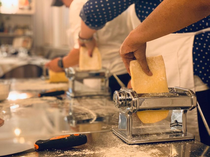 Rome: Fresh Pasta and Tiramisu Making Class with Fine Wine - The real learning: tiramisù first, then fettuccine and ravioli