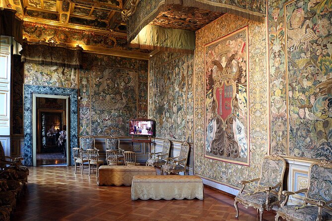 Rome Galleria Colonna - Inside the Great Hall: where the drama does its work