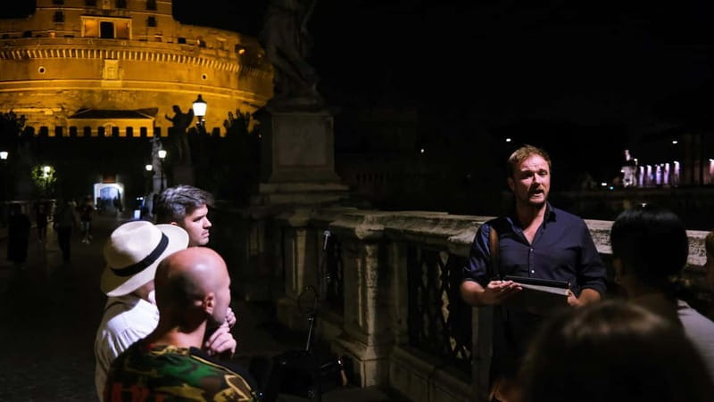 Rome: Ghosts & Bone Crypts Tours: 2 Tours, 1 Discount Ticket - The Café Break and Why It’s a Smart Part of a Night Tour