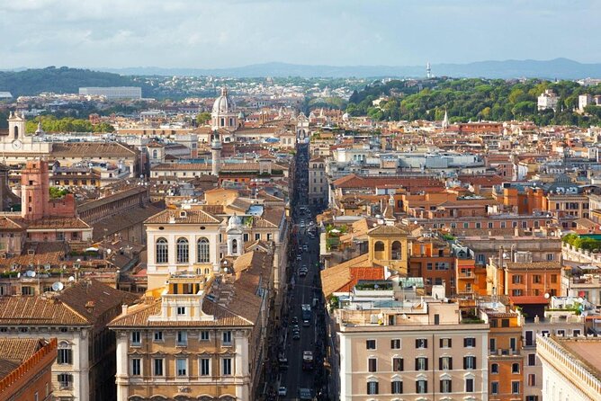 Rome: Golf Cart Tour of the Eternal City - Vittoriano and Piazza Venezia, turning Rome into a view you can navigate