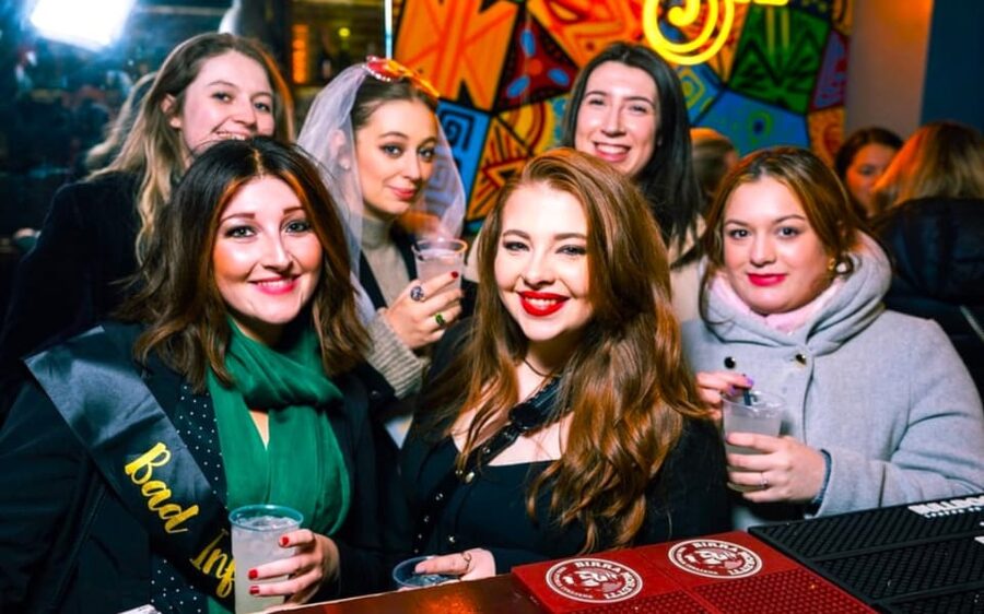 Rome: Guided Bar Crawl in Trastevere - Starting in Campo de Fiori at Giordano Bruno’s statue