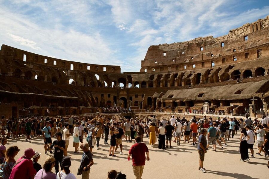 Rome: Guided Colosseum Arena & Forum Experience - Where You Meet Near Piazza Venezia (and Why It Matters)