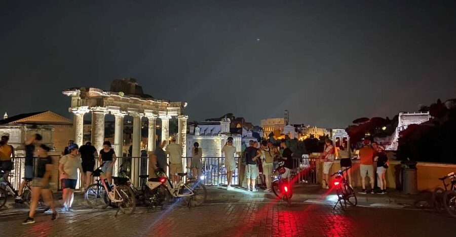 Rome: Guided eBike Evening Tour with italian Aperitif - The heart of the evening: Piazza Navona to the Pantheon tasting