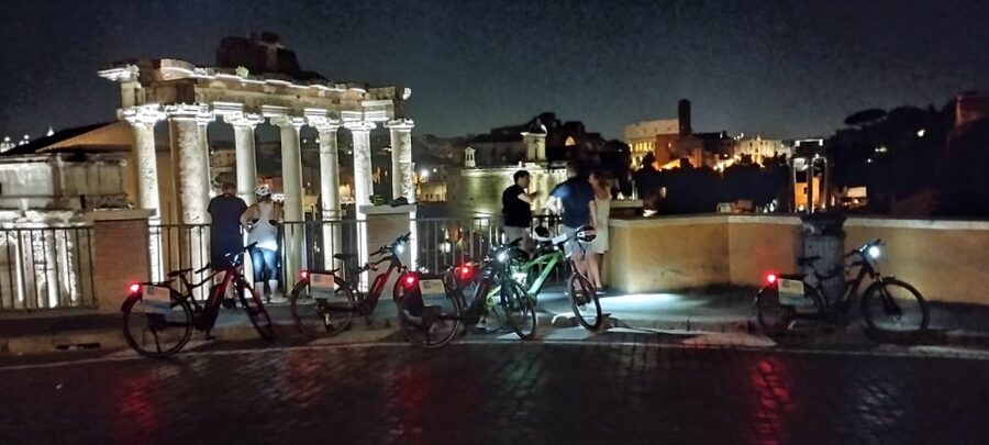 Rome: Guided eBike Evening Tour with italian Aperitif - Fontana di Trevi, Quirinale, and the historic stops you can reach only with wheels