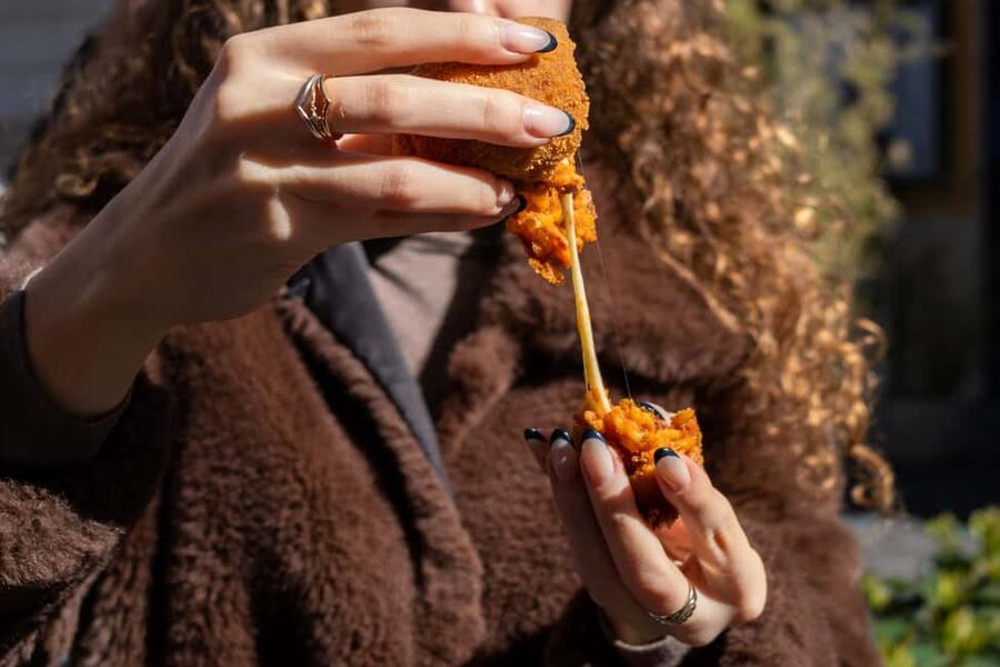 Rome: Guided Food Tour in Trastevere - Hidden History, But Kept Human