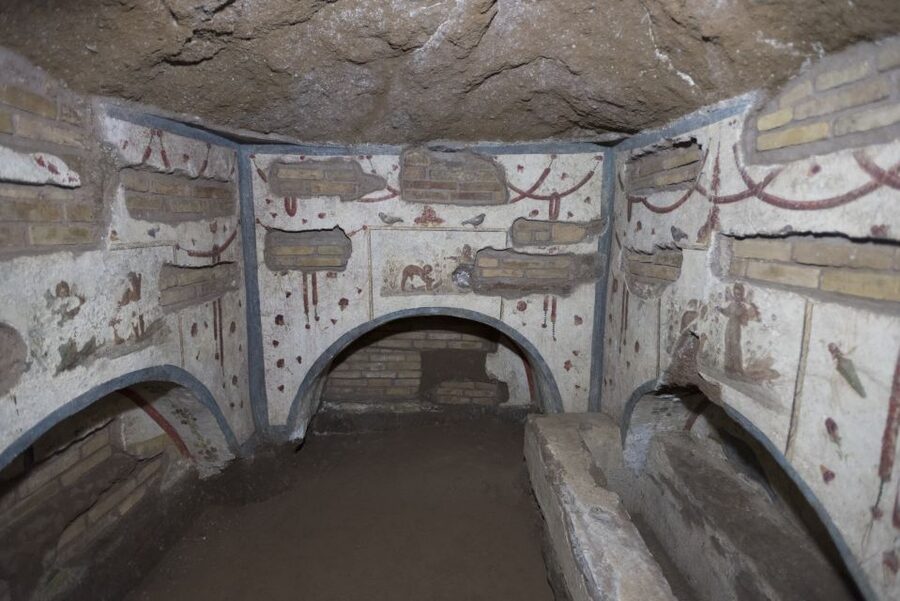 Rome: Guided Underground Tour - The Catacombs: a real burial culture lesson, not just spooky corridors