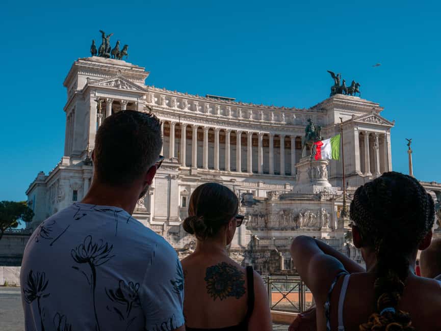 Rome: Guided Walking Tour in English or Spanish - Key things to know before you book