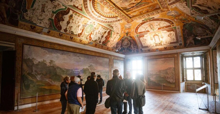 Rome: Hadrian's Villa and Villa d'Este Half-Day Tour - Rome to Tivoli by Coach, Following Via Tiburtina