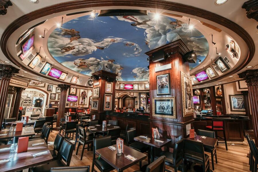 Rome: Hard Rock Cafe Experience - Inside the Hard Rock experience: memorabilia, shopping, and souvenirs that make sense
