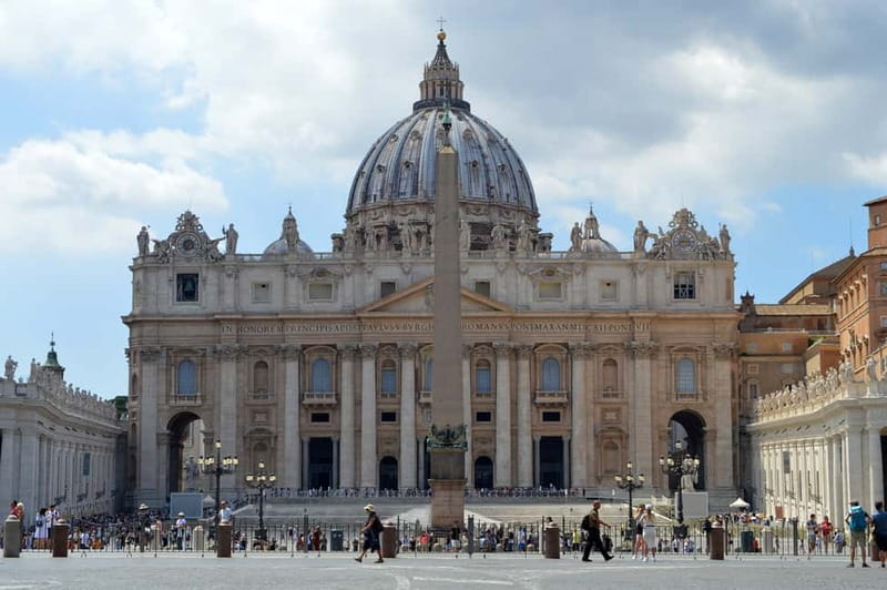 Rome: Highlights Vatican & Colosseum in 1 Day - Sistine Chapel: A Signature Guided Visit, Not Just a Photo Stop