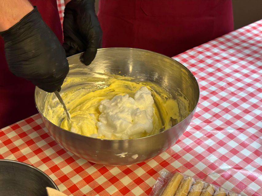 Rome: Homemade Pasta and Tiramisu Cooking Class - Where You Meet and How the Session Really Unfolds