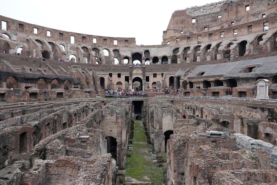 Rome: Hop-On Hop-Off Bus, Roman Forum & Colosseum Tour - Palatine Hill Overview First: Romulus Legend and Big Views