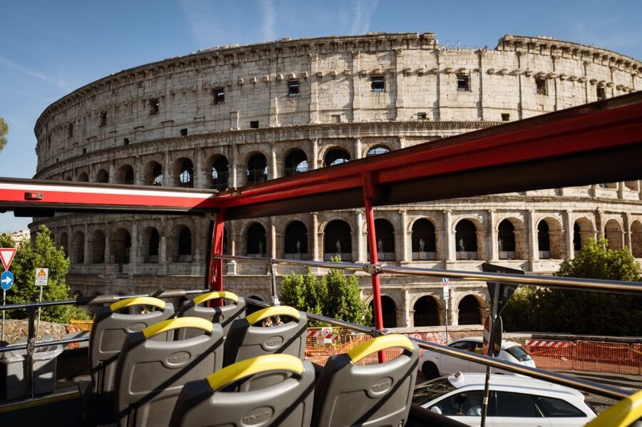 Rome: Hop-On Hop-Off Open-Top Bus City Tour - Circus Maximus and Piazza Venezia: big Rome energy from the road