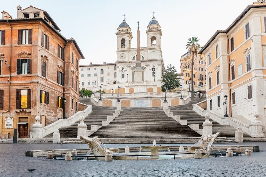 Rome: Hop-on Hop-off Sightseeing Bus Tour with Audioguide - Stop 2: Santa Maria Maggiore, where “major basilica” gets real