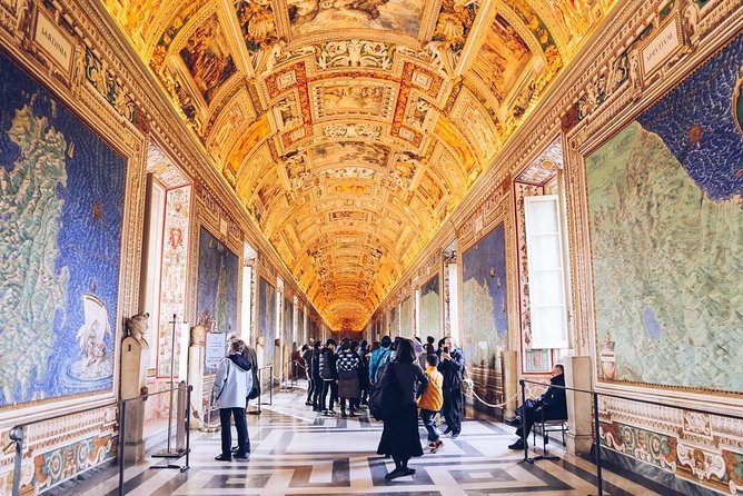 Rome In a Day: Vatican, Colosseum and Ancient Rome Tour - Entering the Colosseum: History, Scale, and How the Guide Helps