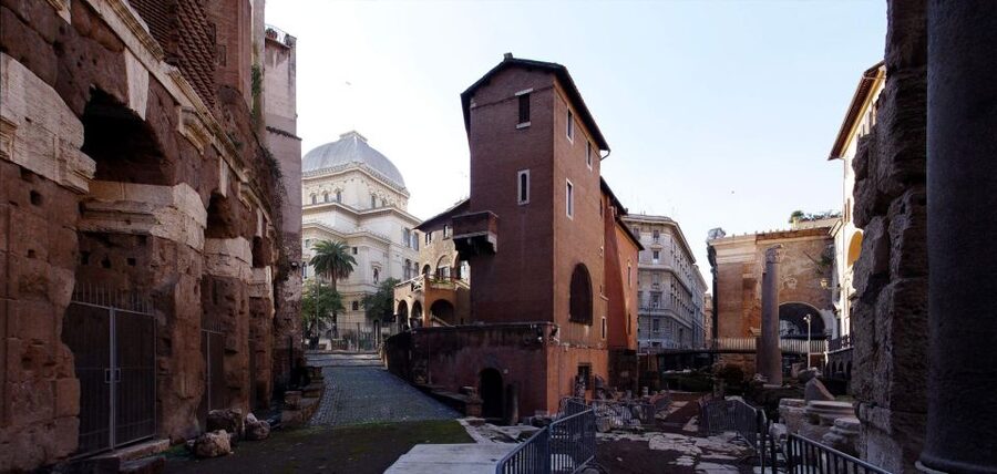 Rome: Jewish Ghetto and Trastevere, Half Day Walking Tour - From Teatro di Marcello meeting point to ghetto streets fast