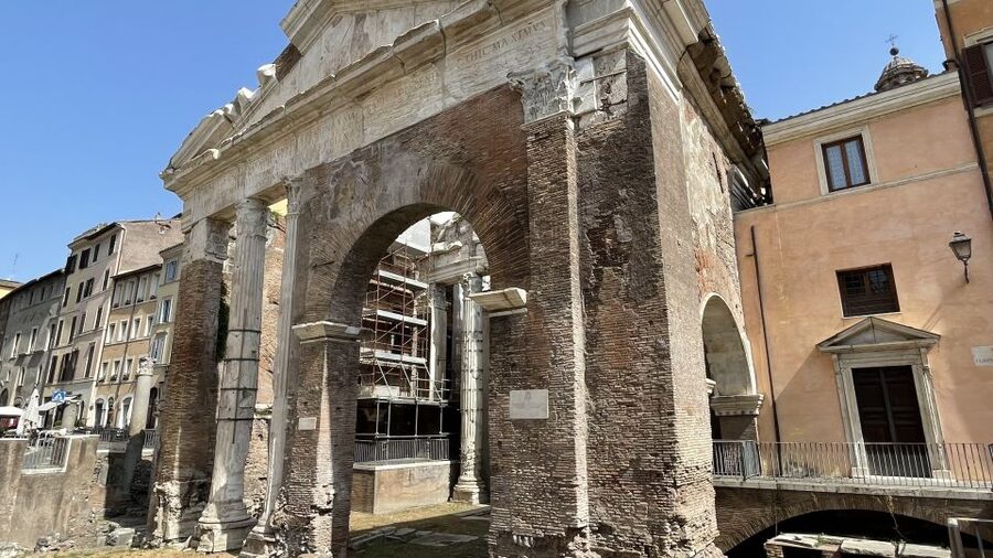 Rome: Jewish Ghetto Walking Tour - First stops near Trajan’s Column, Foro Traiano