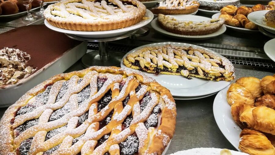 Rome: Lunch or Dinner with typical Roman Dishes - Dessert and espresso: the Roman finish you should plan for