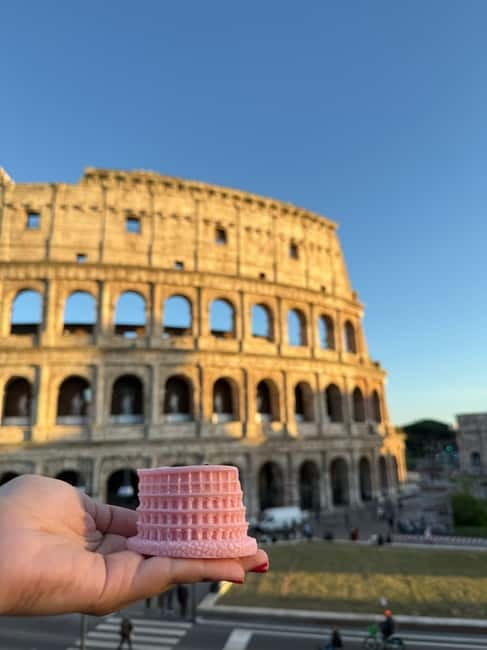 Rome: Make Your Own Candle Near the Colosseum - The Workshop Flow: choose scent, color, and then pour soy wax